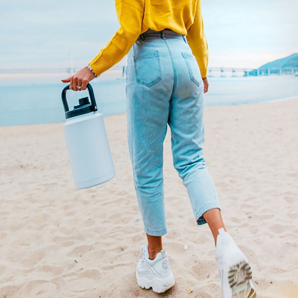 Siccups 128 oz (1 Gallon) Ice White Insulated  Jug