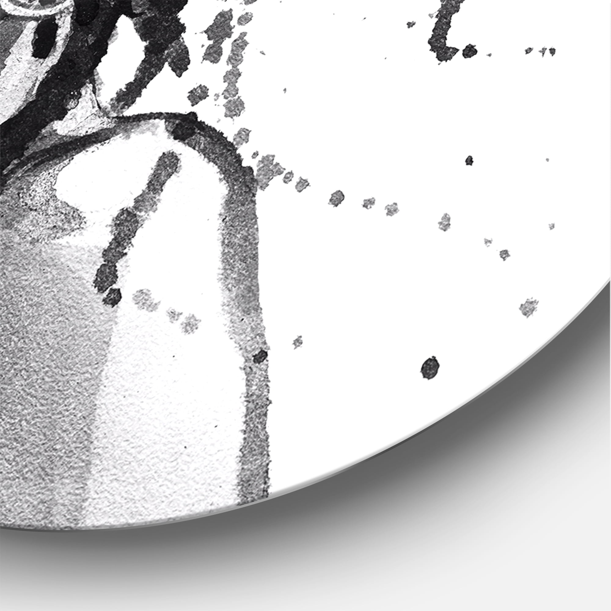 Designart 'Black and White Portrait of African American Woman II' Modern Circle Metal Wall Art 29x29 - Disc of 29