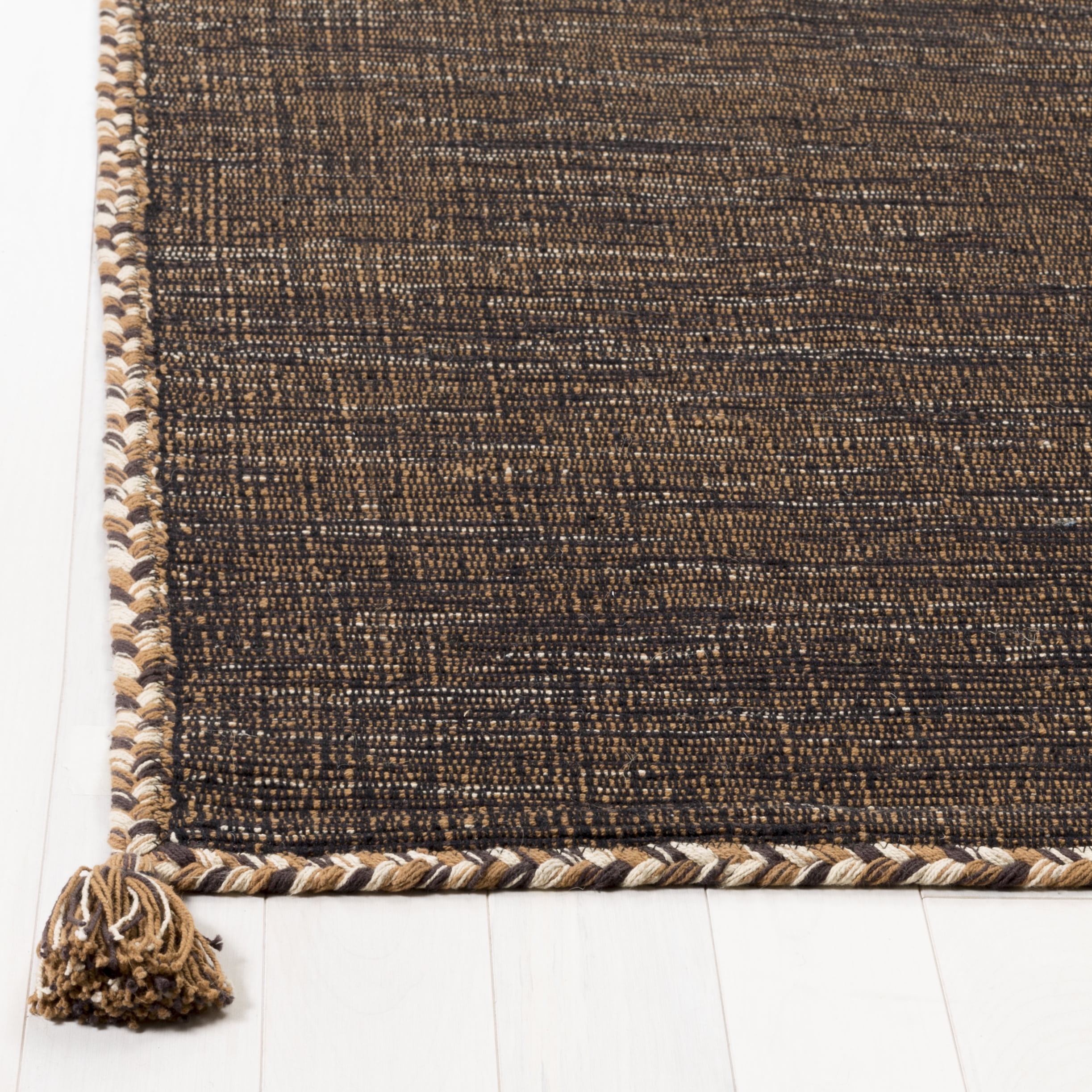 SAFAVIEH Montauk Bijar Solid Cotton Runner Rug, Brown/Black, 2'3" x 9'