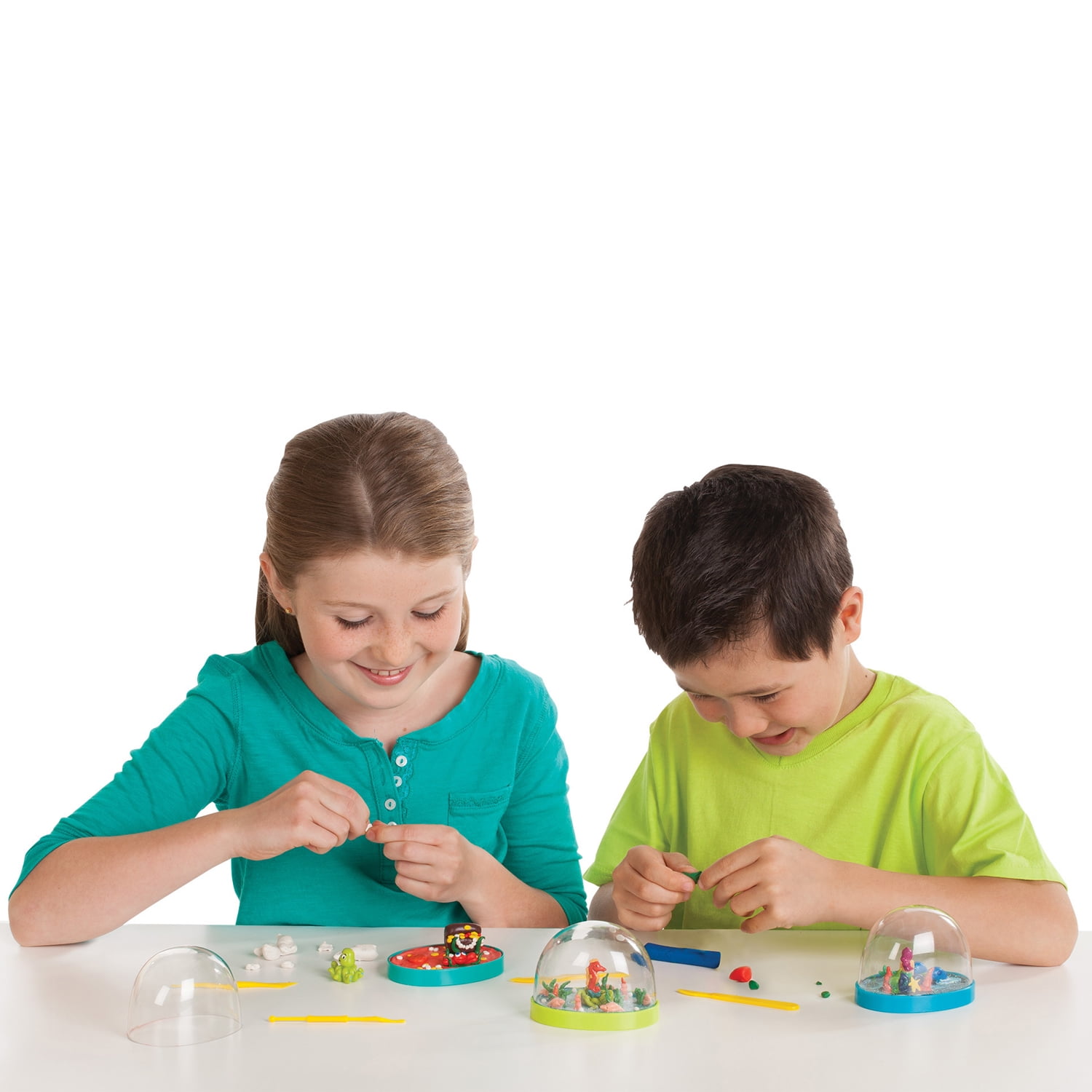 Creativity for Kids Make Your Own Water Globes Under the Sea – Perfect for Beginners and Children, Sturdy Plastic Craft Kit