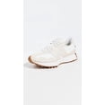 thumbnail image 2 of New Balance Chaussures de Course pour Femmes en Lin/sel de Mer 327, 2 of 4