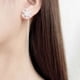 thumbnail image 4 of Pendientes de plata Minnieouse con copos de nieve para mujer, 4 of 6