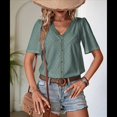 thumbnail image 4 of Blusas Informales de Negocios para Mujer, Blusas Elegantes de Trabajo, Atuendo de Verano, Moda 2025, Camiseta de Corta con Cuello en V, Verde, Talla S, 4 of 10