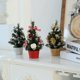 thumbnail image 2 of Paquete de 3 miniárboles de Navidad falsos de 8 pulgadas, adornos navideños para el hogar, la oficina, el dormitorio, la sala de estar y el escritorio, 2 of 4