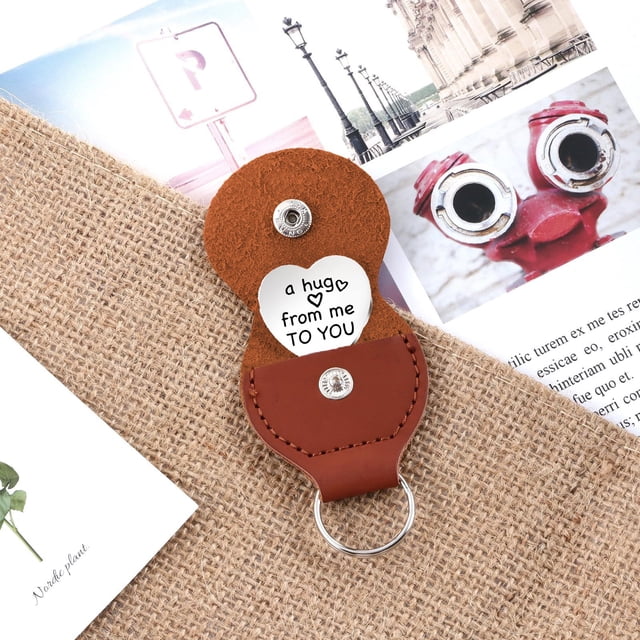 Decoración del hogar, decoración de habitaciones, decoración de pared, llavero con forma de corazón y letra de bolsillo, regalo, botón decorativo.