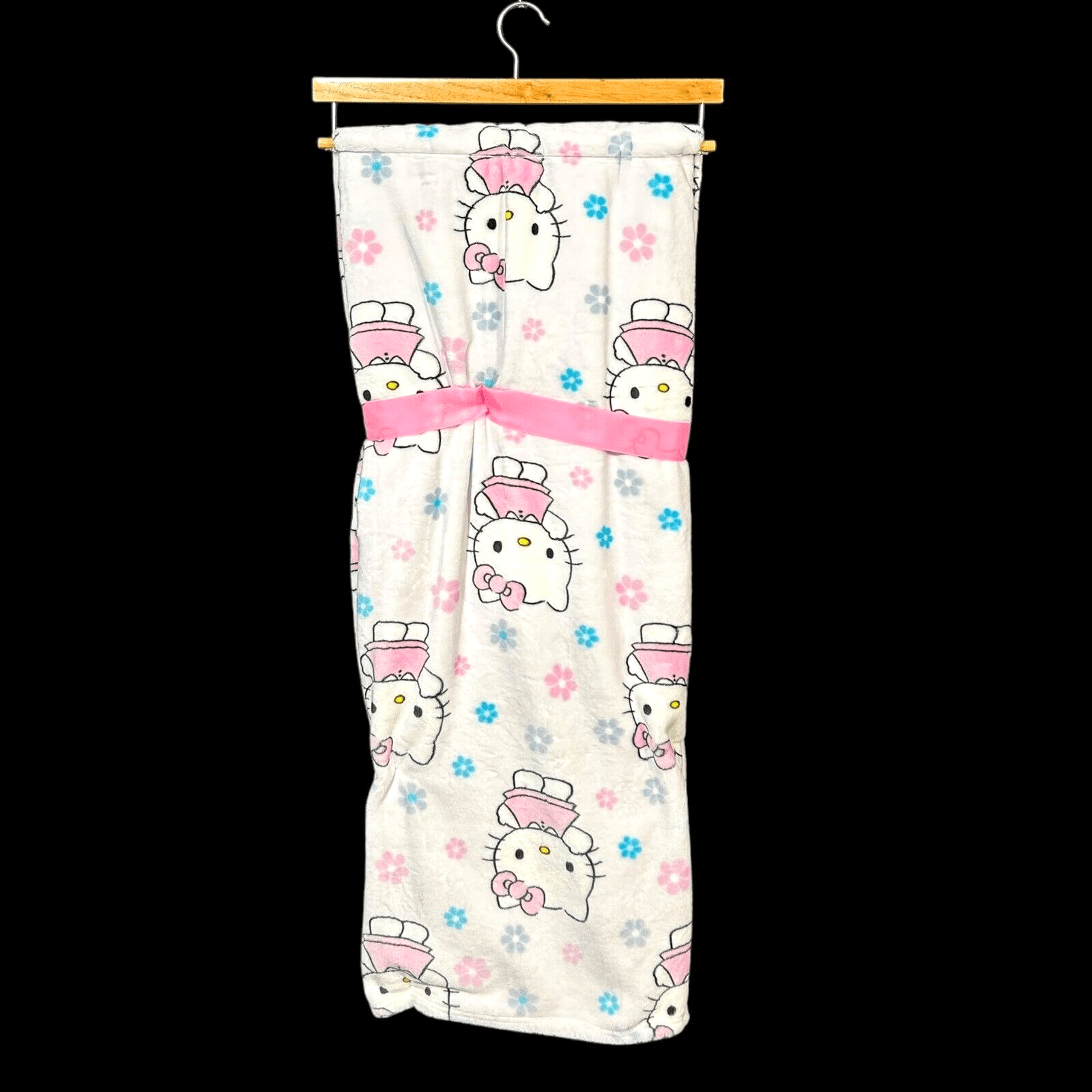 Hello Kitty Flowers And Kittys Throw Pink Multi 60 X 70 in Throw Soft and Plush