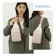 thumbnail image 5 of Bolso bandolera para hombre y mujer | Bandolera ligera de nailon y spandex, mochila deportiva para el hombro, mochila de viaje multiusos - Compacta 30x17x10cm | Moderno, Elegante, Versátil, Unisex, 5 of 6