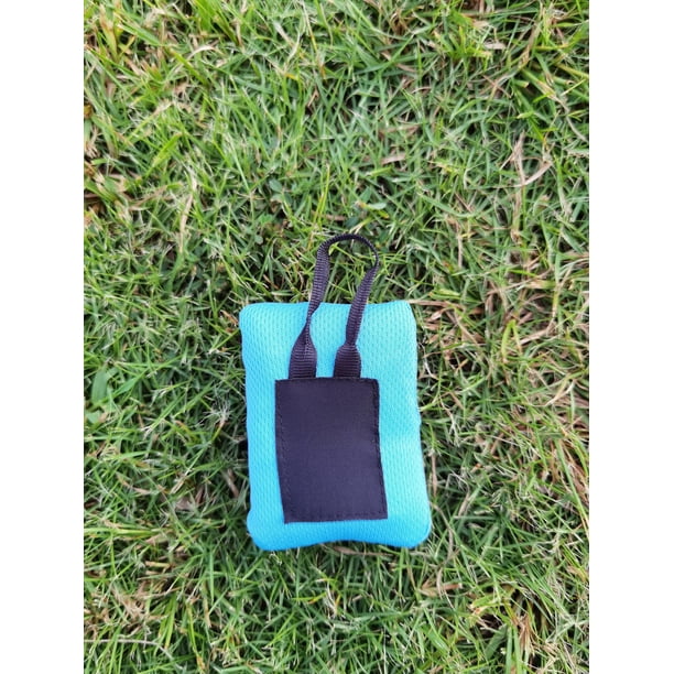 Mini manta de picnic de bolsillo, ligera, duradera, impermeable, a prueba de arena, playa, camping, viaje con colchoneta, bolsa portátil, azul