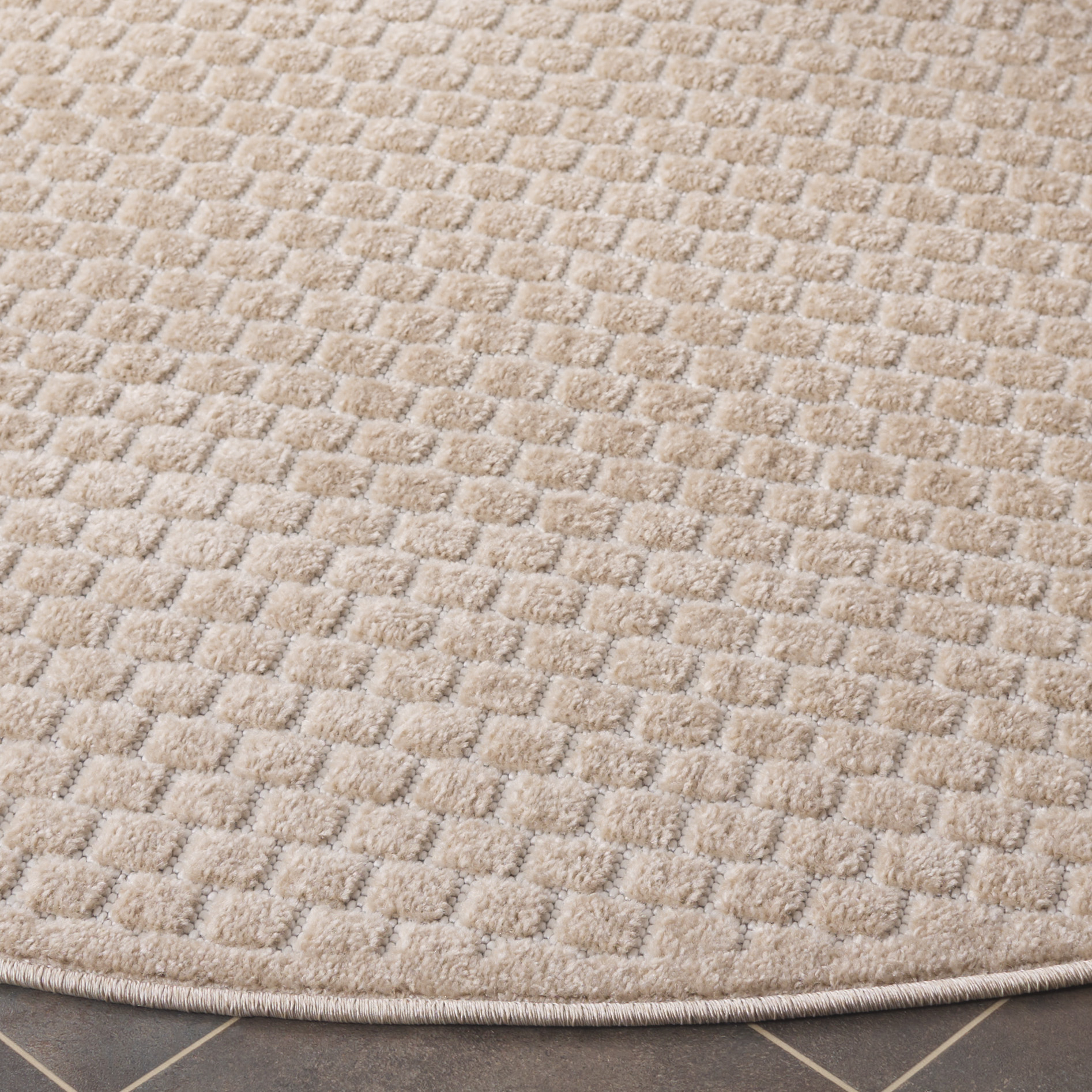 SAFAVIEH Stella Alton Geometric Indoor/Outdoor Area Rug, Beige, 6'7" x 6'7" Round