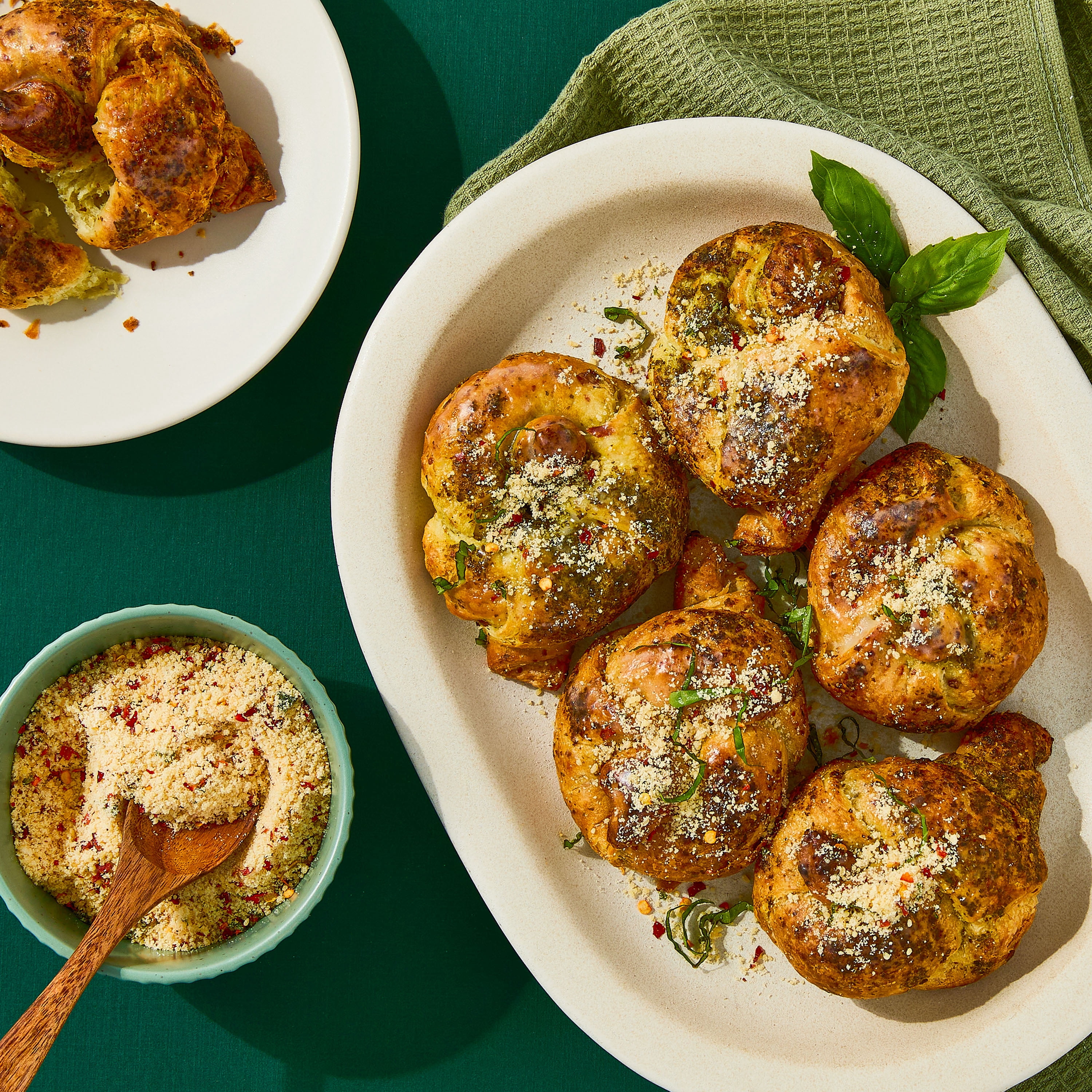 bettergoods Basil Pesto Hand Tied Croissant Knots, Garlic Filled, 12 oz, 6 Count (Frozen)