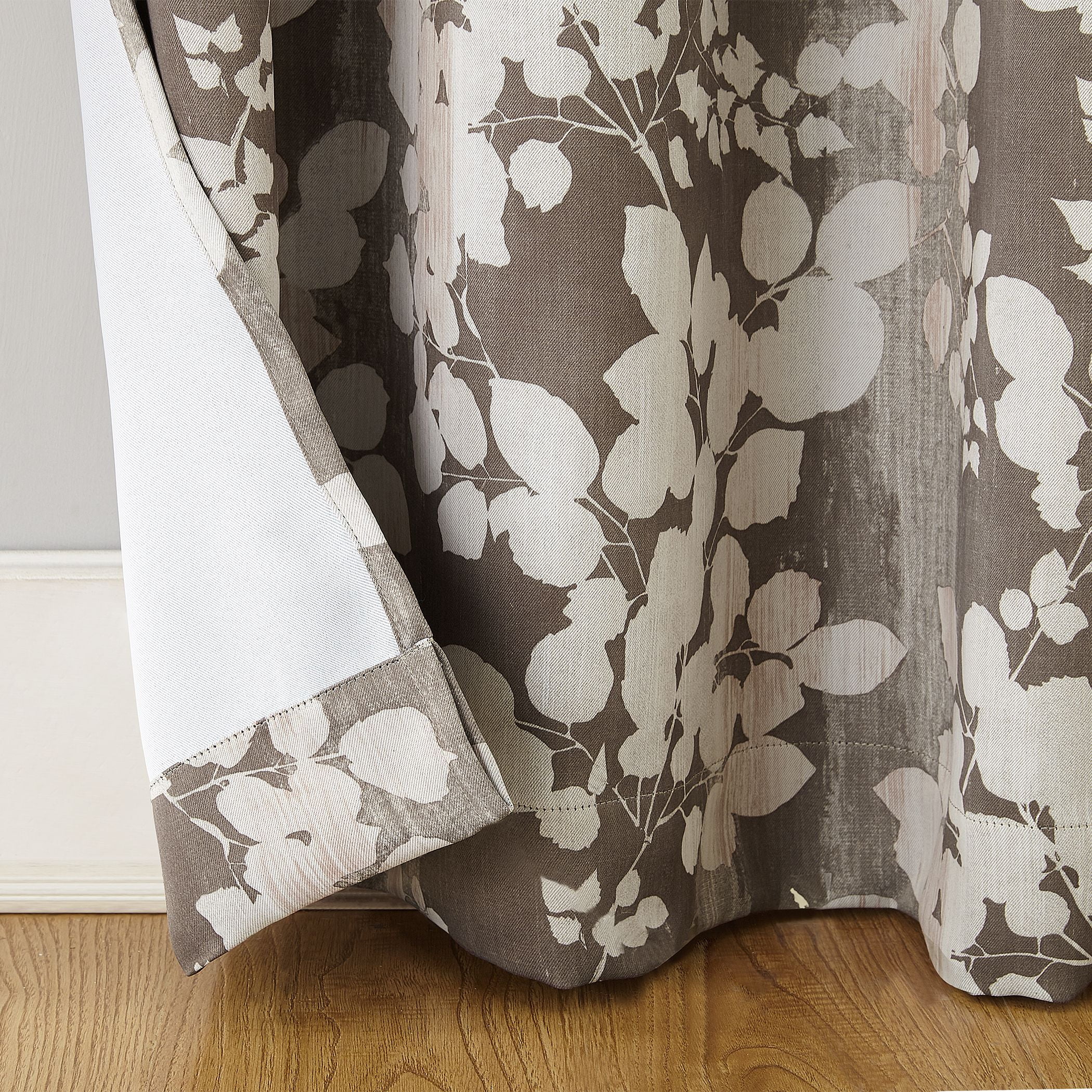 Sun Zero Piper Foliage Print Blackout Grommet Curtain Panel Sun Zero Piper Foliage Print Blackout Grommet Curtain Panel Com