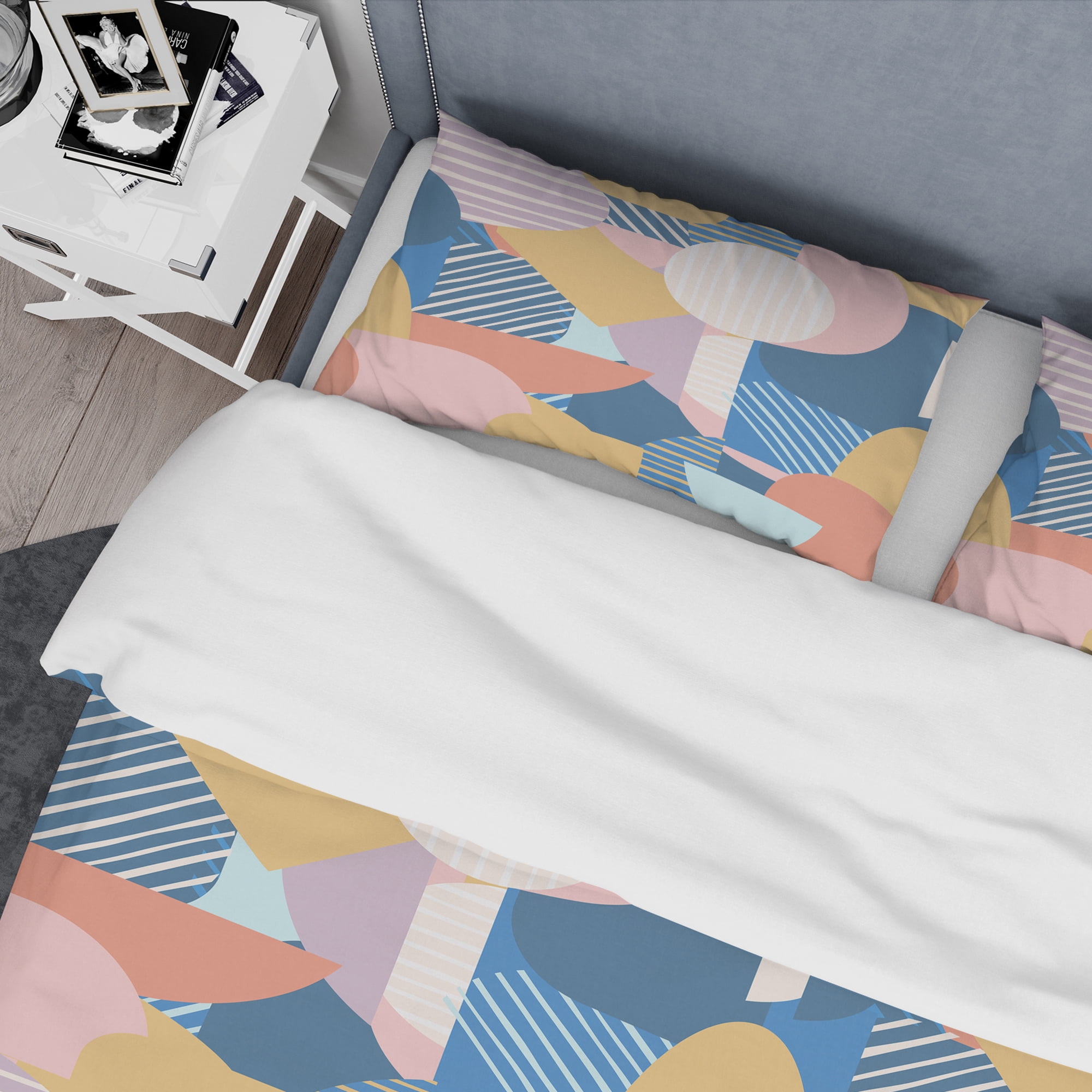 Designart 'Modern geometric shapes pattern' Mid-Century Modern Duvet Cover Set
