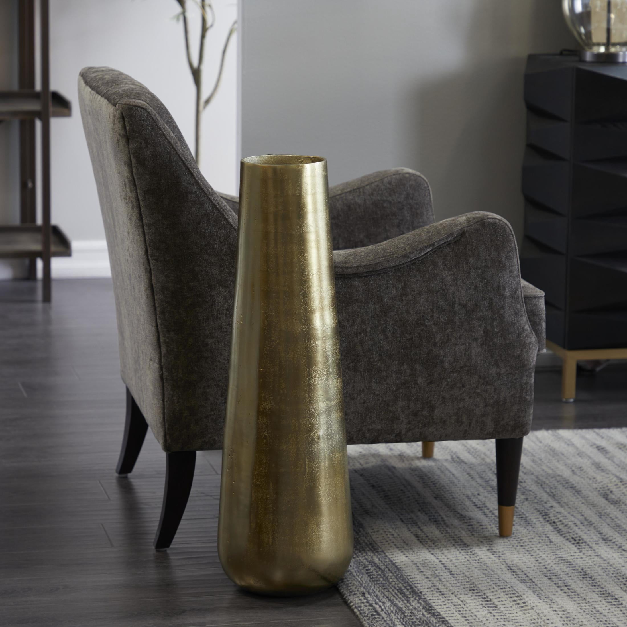 DecMode 31" Gold Aluminum Metal Vase