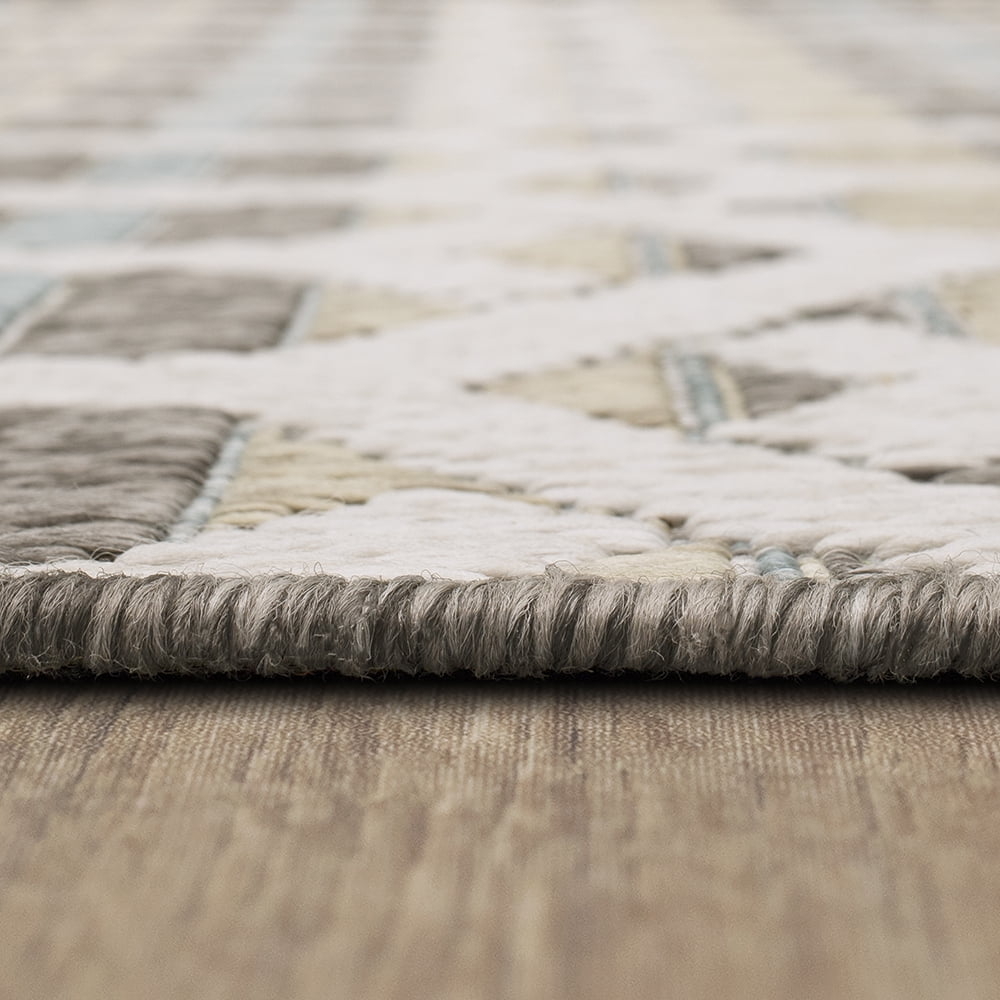 Mohawk Home Clemente Geo Outdoor Area Rug, Light Grey, 5' 3" x 7' 6"