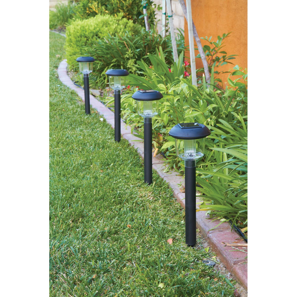 Luminar Outdoor 4 Piece LED Solar Pathway Light Set REDUCED! for Sale in  Renton, WA - OfferUp