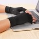 thumbnail image 5 of Guantes De Enfermería De Medio Dedo Guantes De Enfermería Artritis Presión Guantes De Medio Dedo Guantes De Fitness Deporte De Interior Fibra De Cobre Fitness Enfermería ANGGREK Otros, 5 of 8