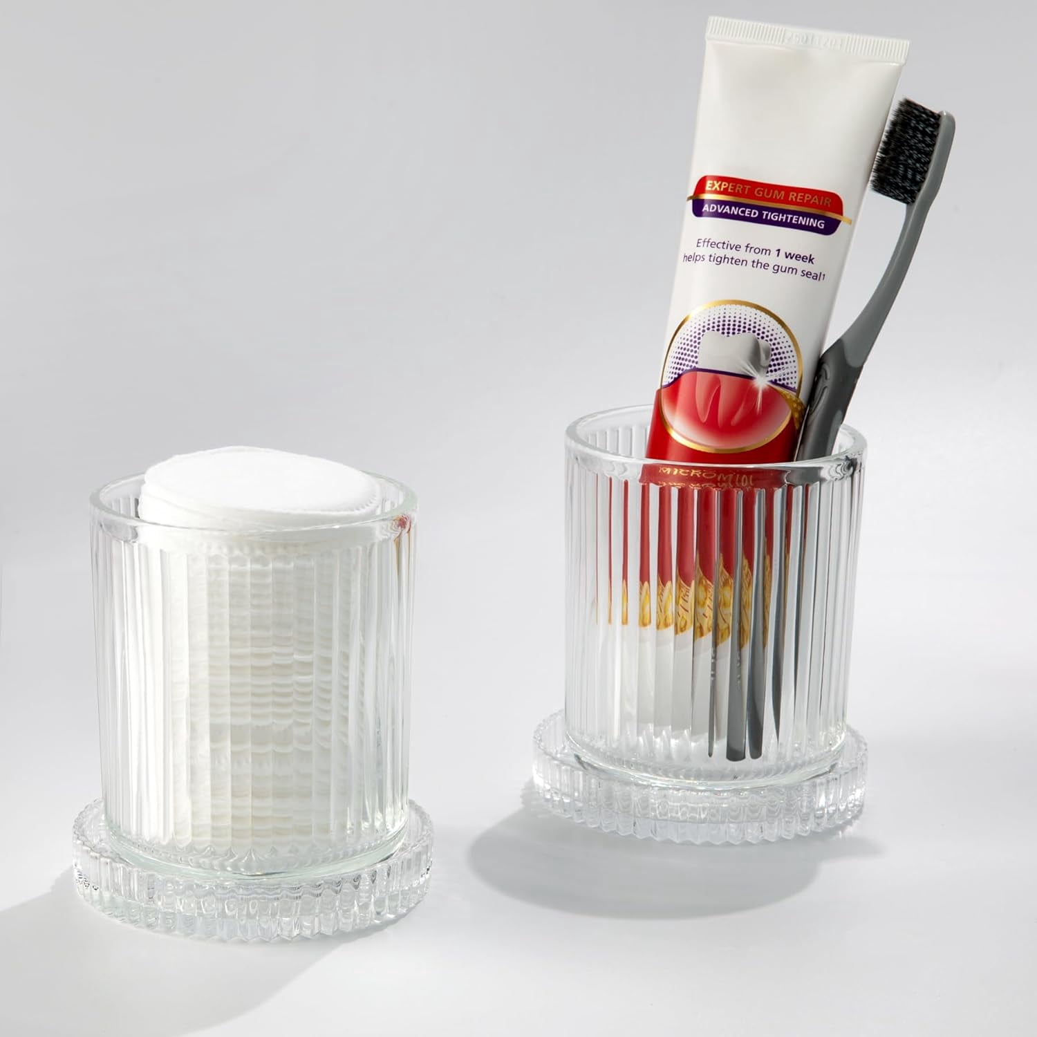ABCISI 2 Pack Holder Apothecary Jars with Lids, Bathroom Organizers and Storage Canister for Cotton Balls, Swabs, Floss Picks, Hair Ties, Clear Glass Vintage Bathroom Decor Jar Set (Clear)