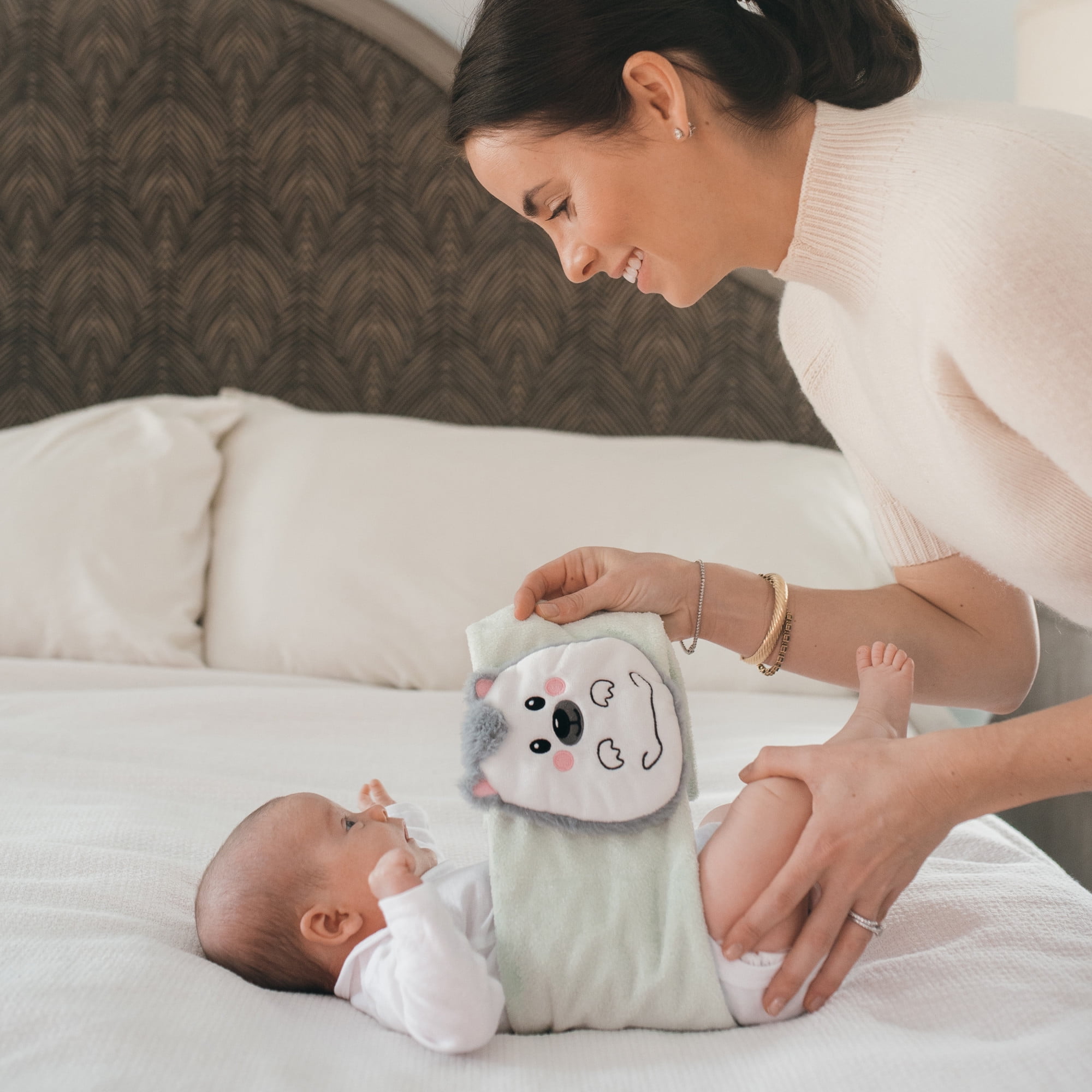Dr. Brown's Infant Gripebelt Heated Belly Band, Gentle Warmth / Compression, Hedgehog, 1-Pack