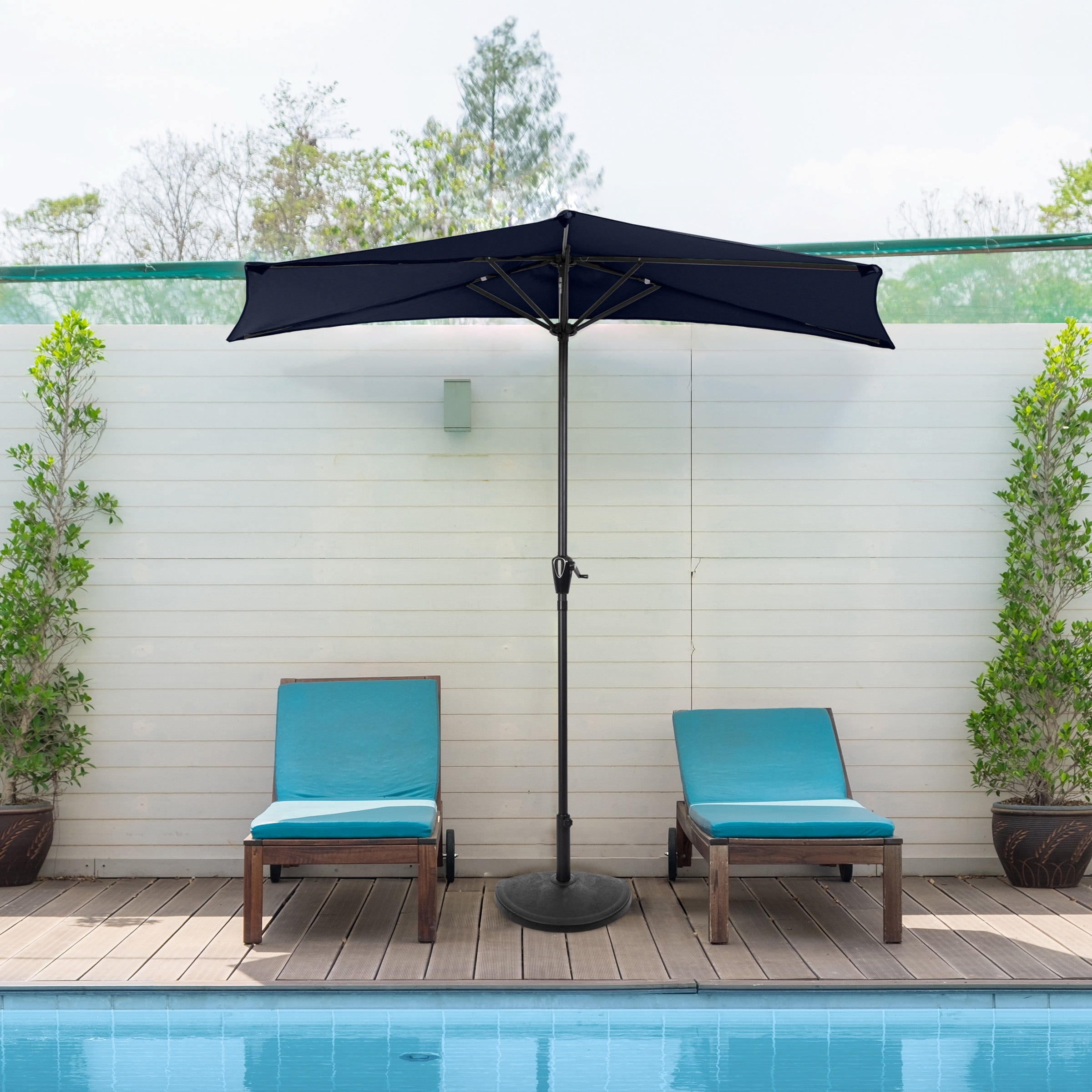 Pure Garden 9ft Half Umbrella for Balcony, Porch, or Deck, Navy Blue