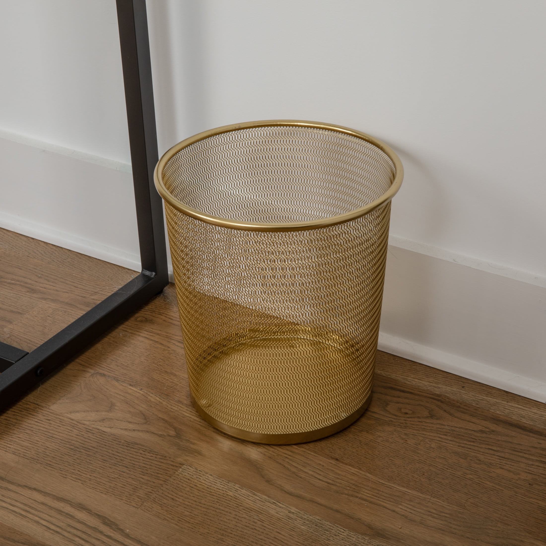 Martha Stewart Ryder Gold Mesh Metal Trash Can, 4.5 Gallon, Wastebasket for Office