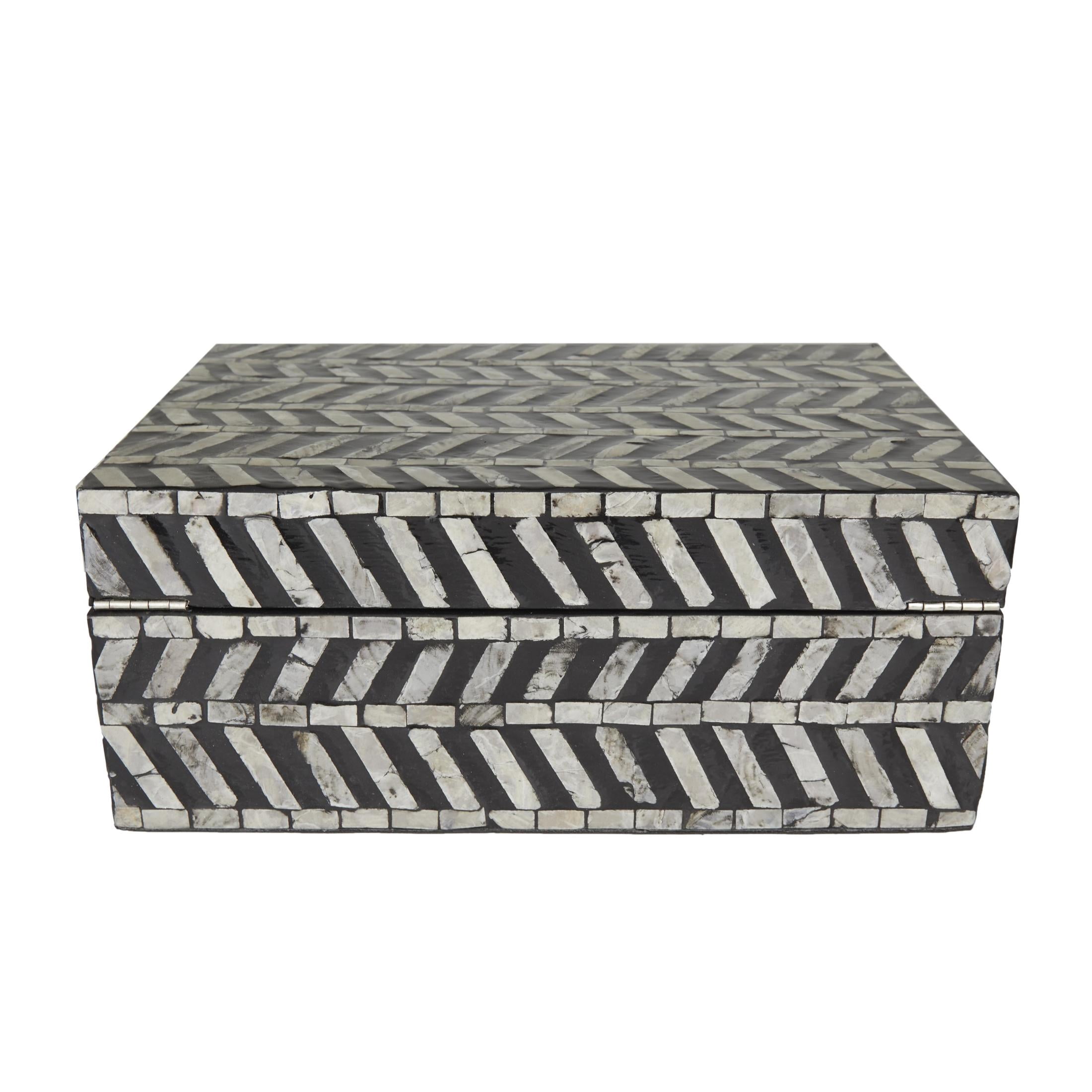 DecMode Handmade Chevron Pattern Gray Mother of Pearl Shell Decorative Box with Hinged Lid, 2 Count