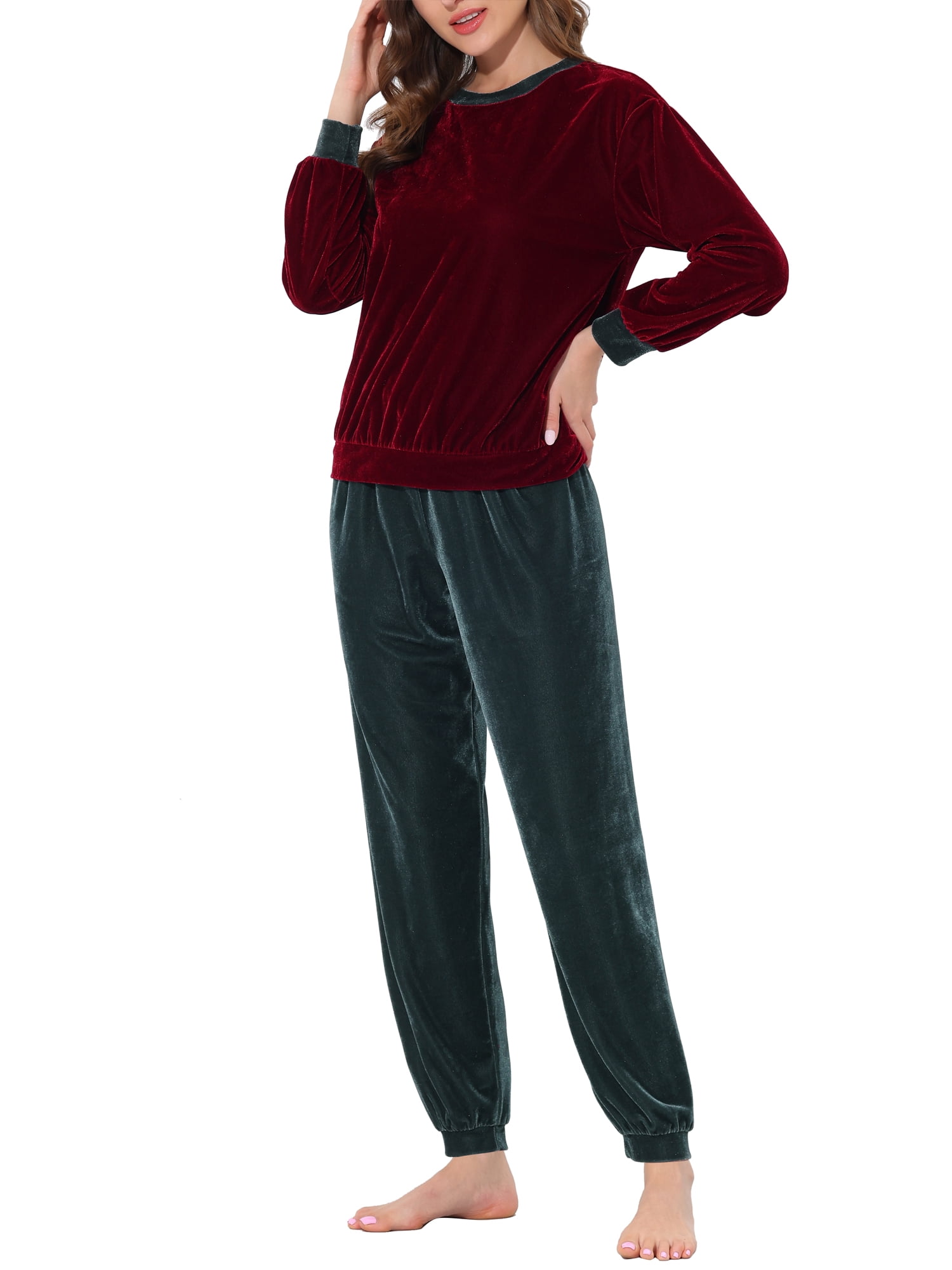 Unique Bargains Women's Velvet Long Sleeve Warm Top and Pants Pajamas Sleepwear Sets