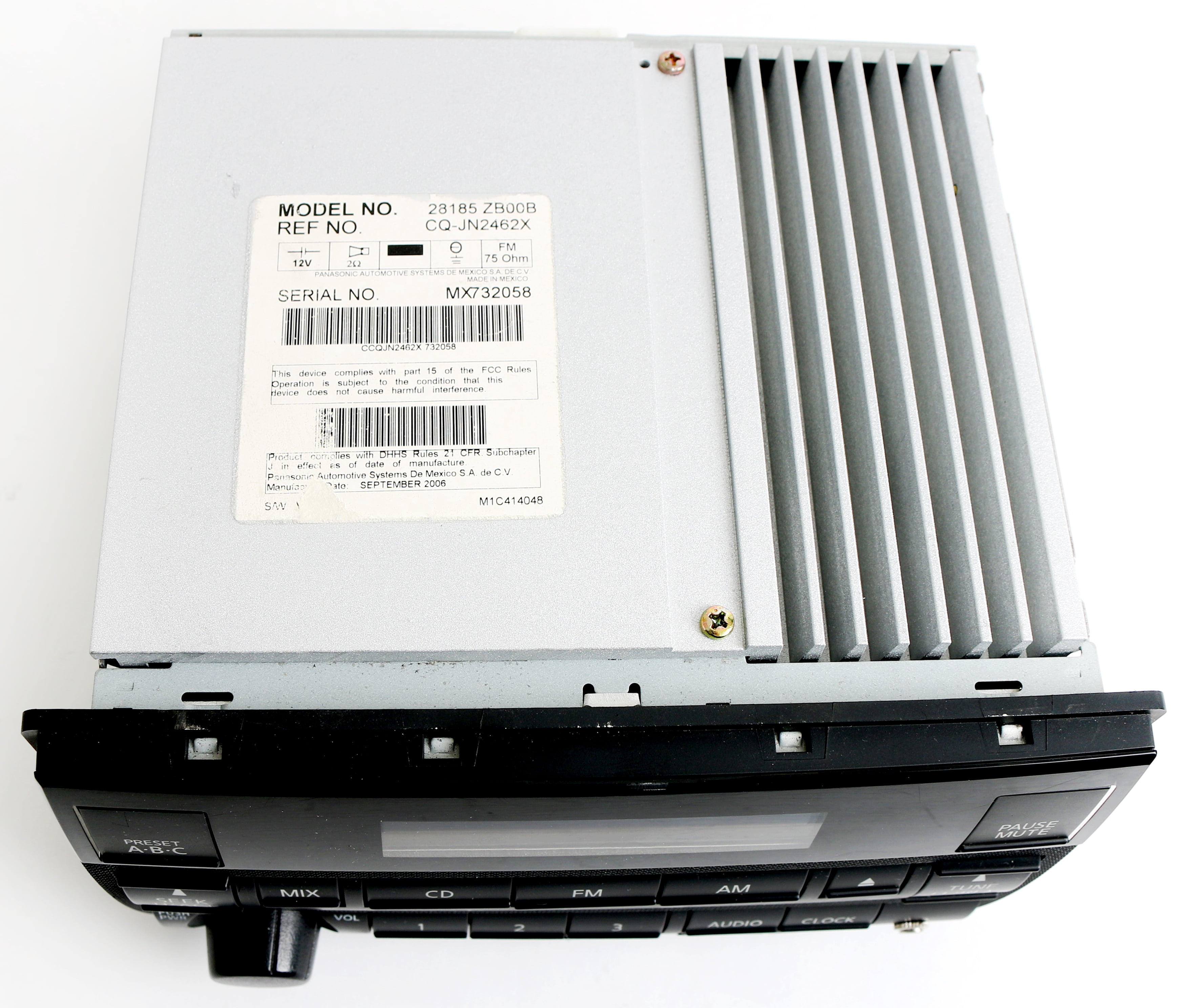 Restored Nissan Altima 20052006 Radio AM FM CD w Aux Input Standard Vol Ctrl 28185ZB00B (Refurbished)