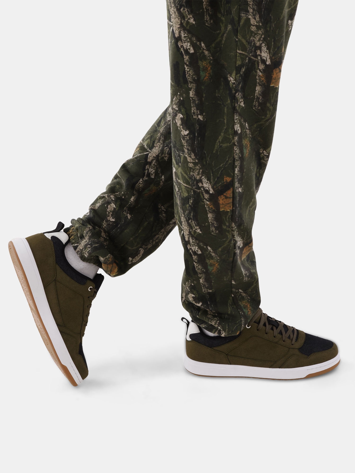 No Boundaries Classic Skate Low Top Sneakers, Men's
