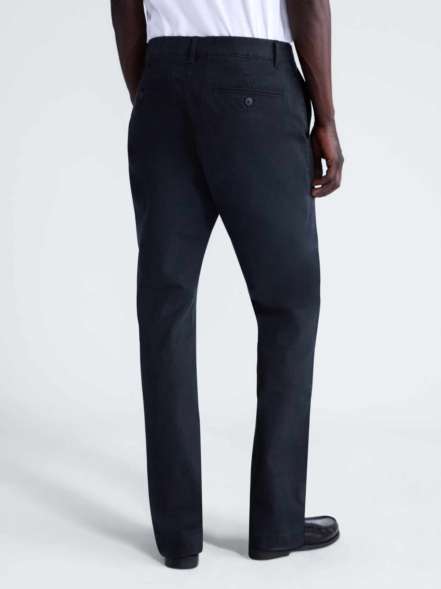 Free Assembly Men's Straight Fit Chino Pants, Waist Sizes 29-40