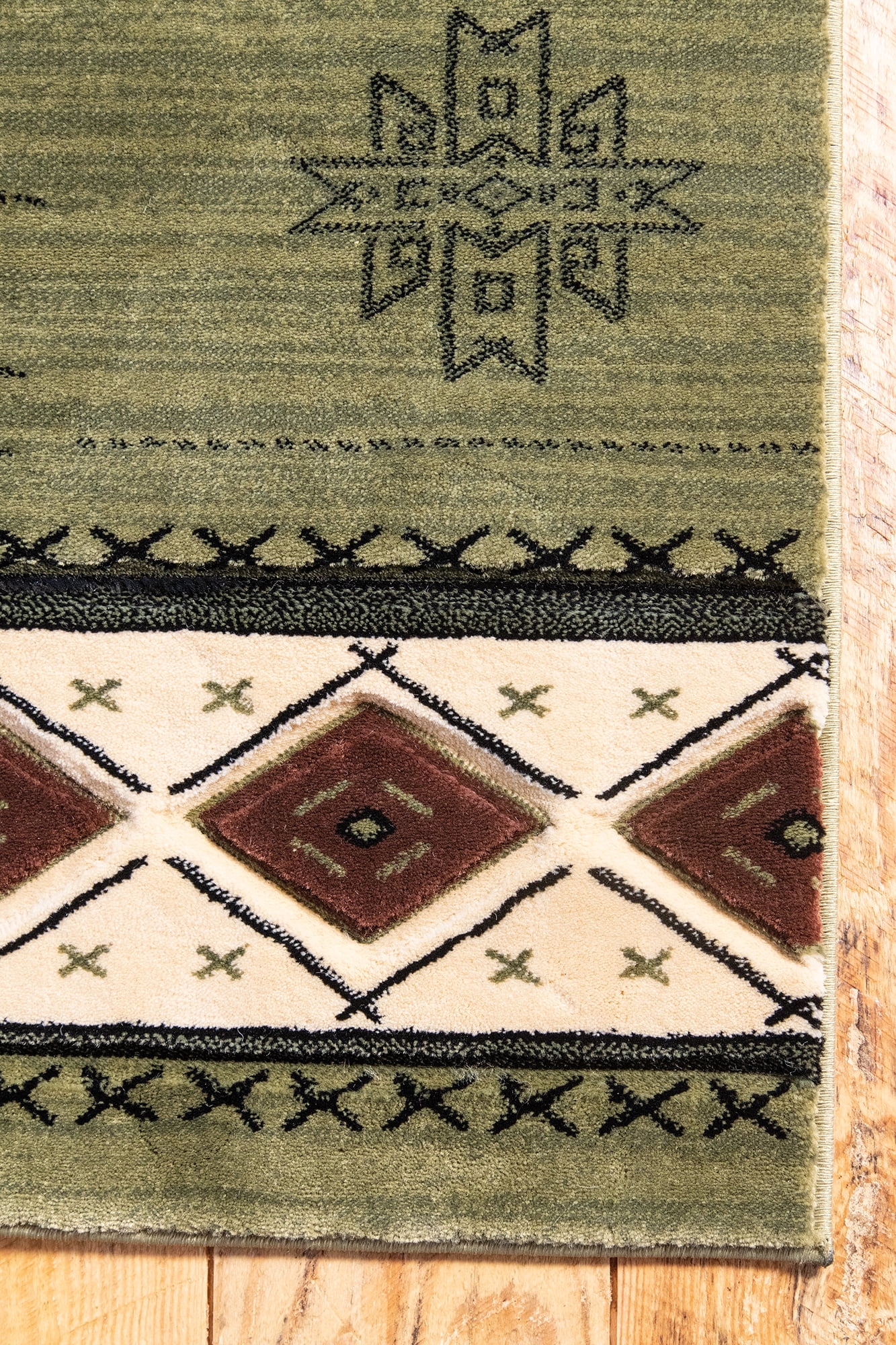 United Weavers of America Lodge Animal Print Loomed Area Rug, 7.83' x 10'