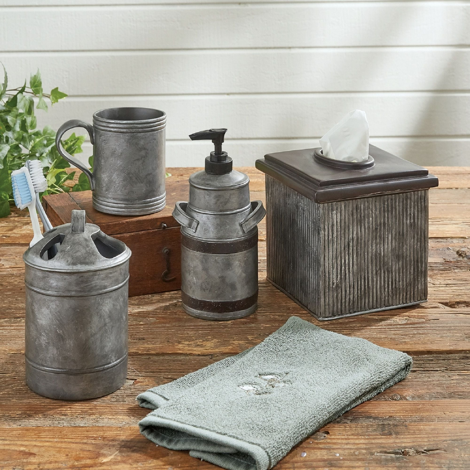 Park Designs Antique Farmhouse Milk Pitcher Dispenser - Gray