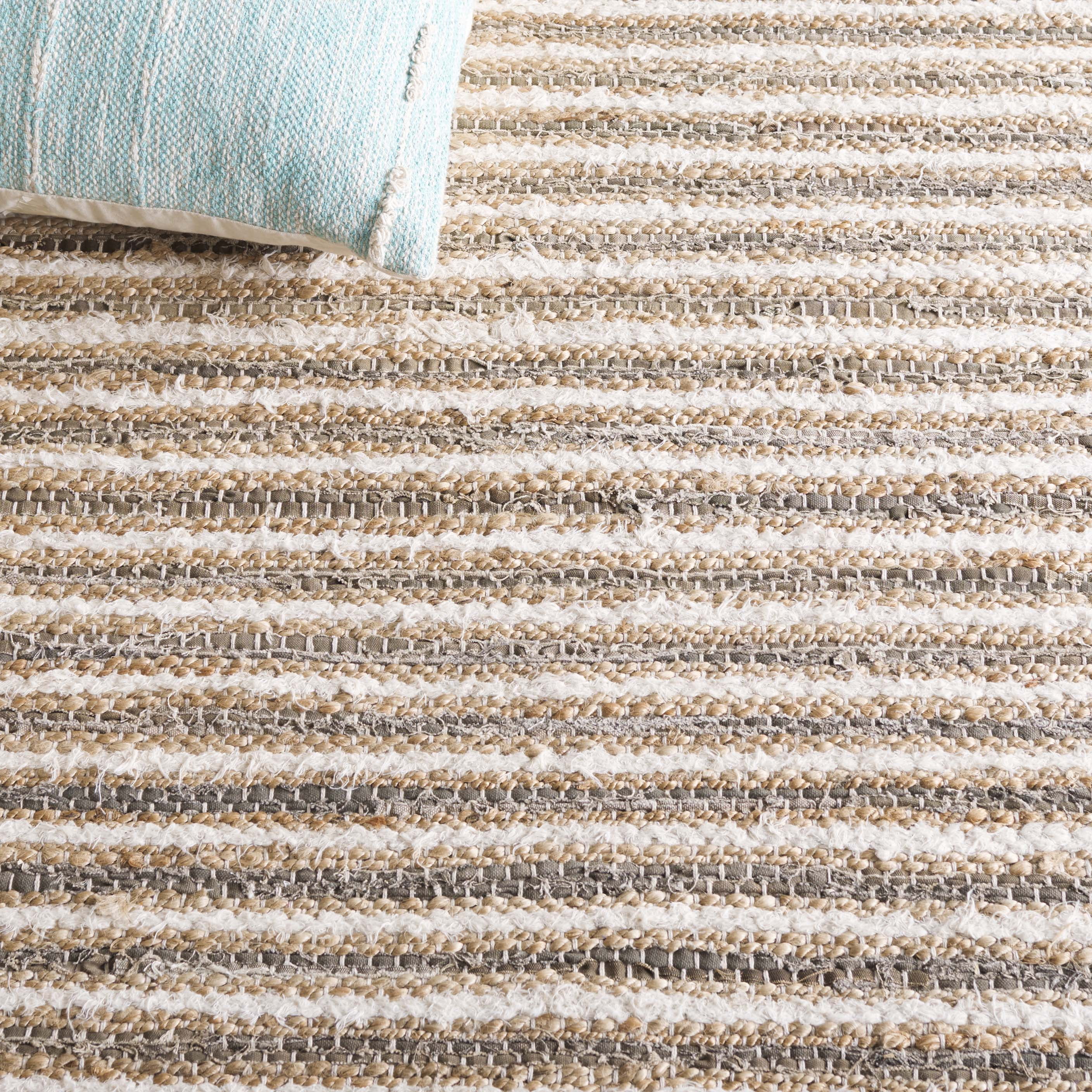 SAFAVIEH Cape Cod Jacinth Striped Area Rug, Natural/Green, 4' x 6'
