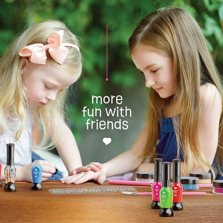 Pretty Me Nail Art Studio for Girls - Nail Polish Kit for Kids Ages 7-12 Years Old - Girl Gifts Ideas - Girls Nails Gift Set - Cool Girly Stuff - Polish, Pens, Glitter, Stickers, Gems, Filer