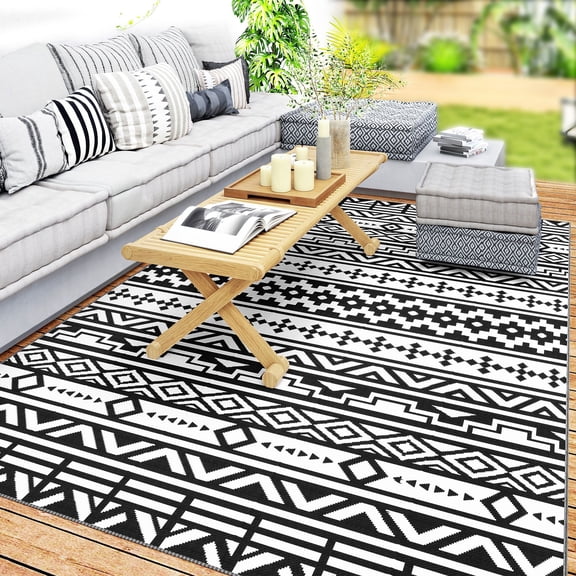 Outdoor Rug, Reversible Black and White Geometric Waterproof Polypropylene Area Rug, 6' x 9' for Patio, Camping, and RV Use