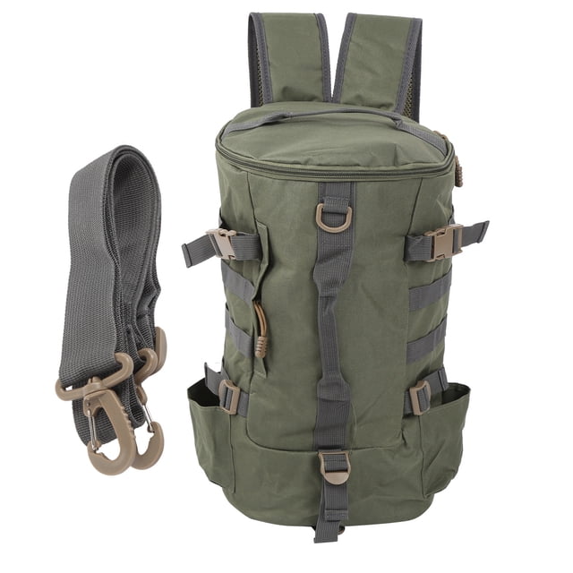 Aparejos de pesca de gran capacidad contienen tirantes, correas, correas, barras cilíndricas para seducir al Ejército de mochilas verdes