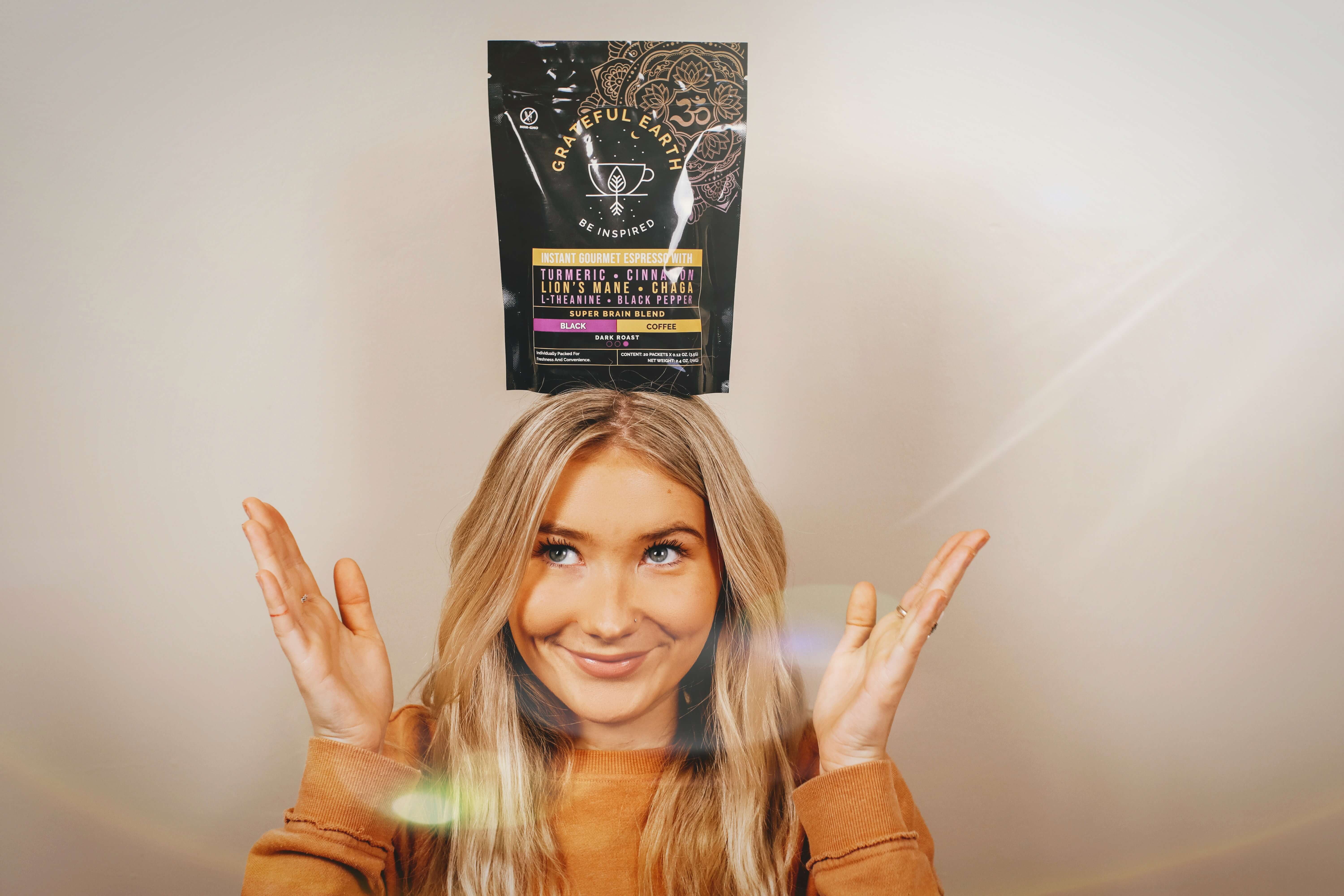 Grateful Earth Mushroom Coffee, Instant Espresso Dark Roast with Lion’s Mane & Chaga, 20 Packets