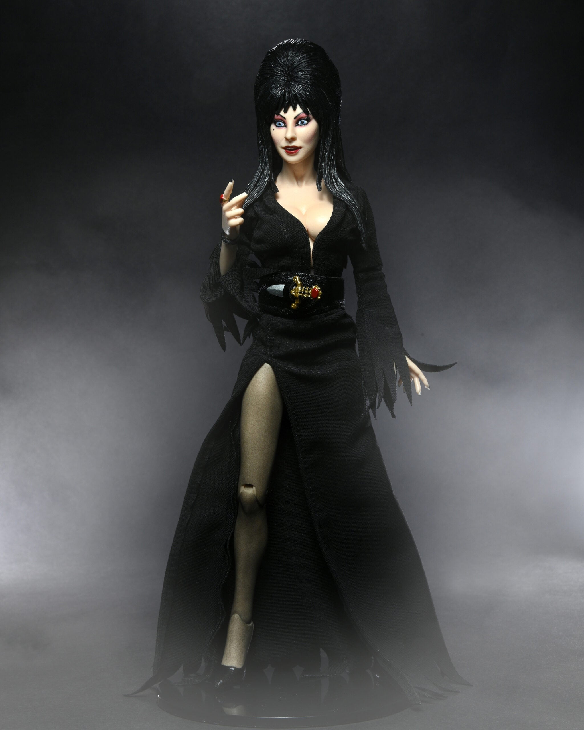 Elvira (エルヴァイラ) NECA 8インチアクションフィギュア Amazon | ELVIRA エルヴァイラ ネカ 8インチ アクションドール