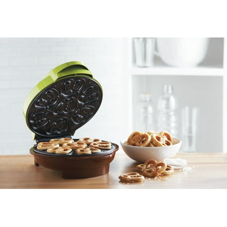 Brentwood TS-251 Mini Pretzel Maker