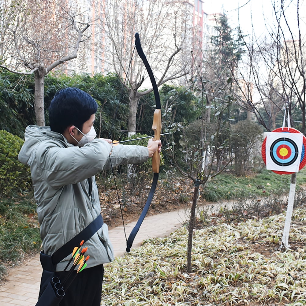 Outdoor Recurve Bow and Arrow Set 40 Pounds Adult Professional Hunting Bow and Arrow Shooting Practice Arrow Set Accessories