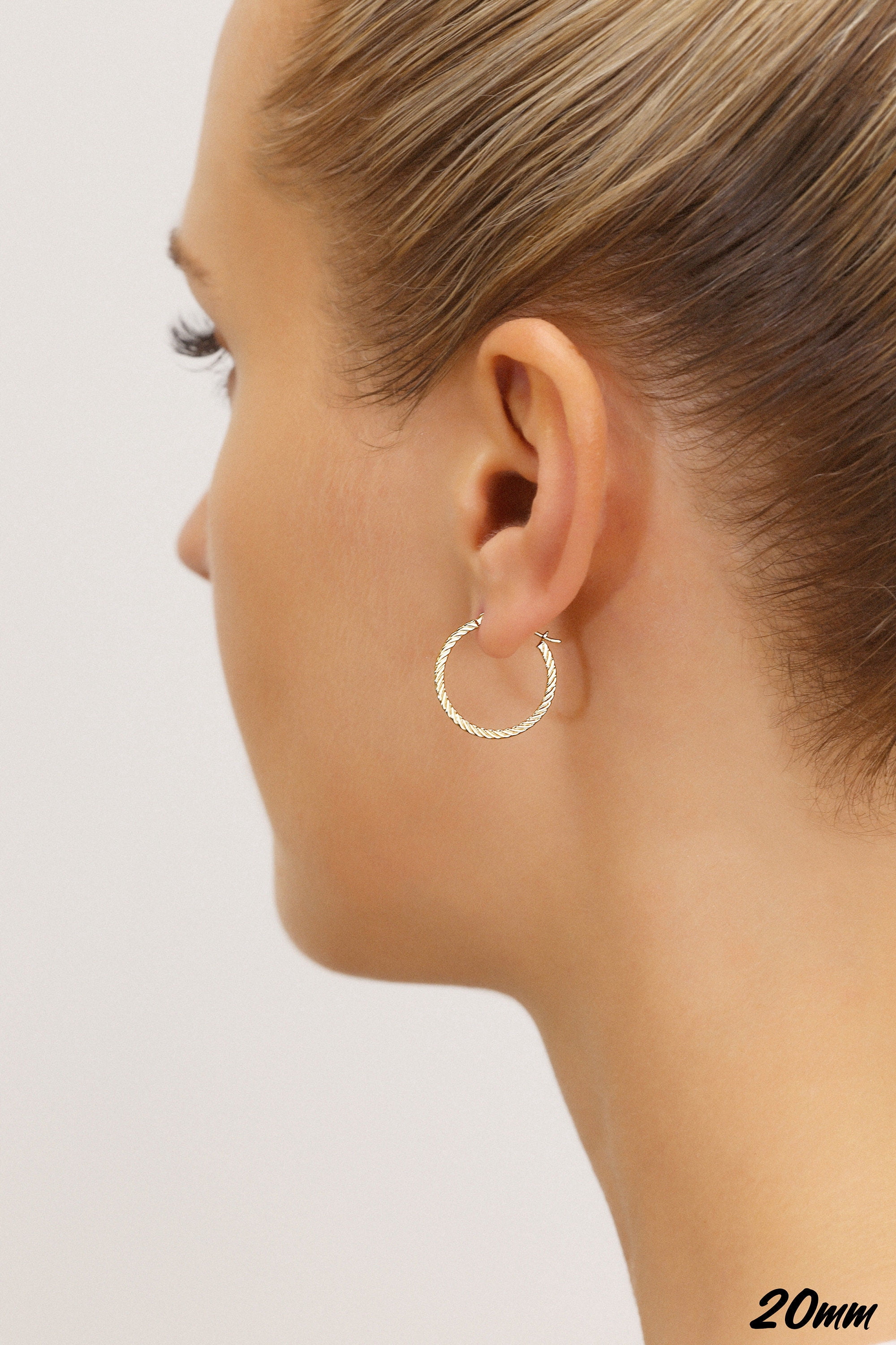 Tilo Jewelry 14K Yellow Gold Twisted Square Tube Round Hoop Earrings (20mm) for Women & Unisex