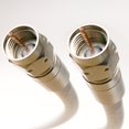 thumbnail image 4 of PHAT SATELLITE INTL 20 Pieds Blanc Quad Shield RG6 Coax 3GHz CL2 Veste de Résistance UV Intérieur Extérieur Câble SATELLITE Numérique 18AWG 75 Ohms Connecteurs de Compression en Nickel Anticorrosion Assemblés aux É.-U., 4 of 5
