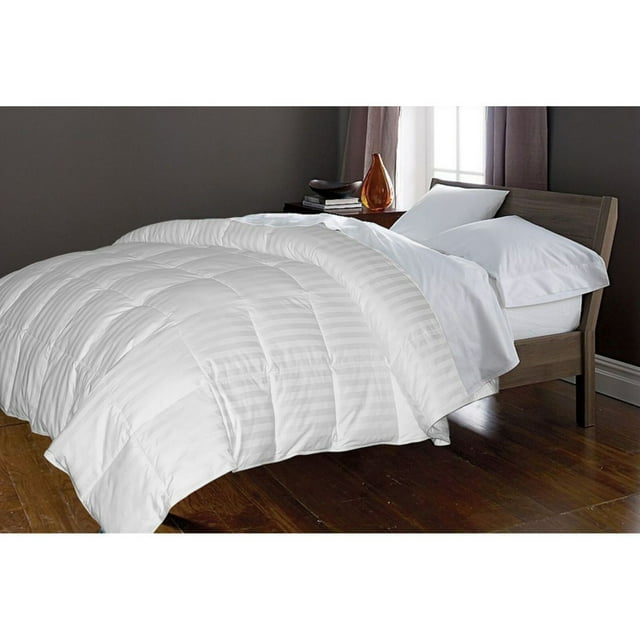 ROYAL LUXE / White Goose Down & Feather Comforter with Damask Stripe