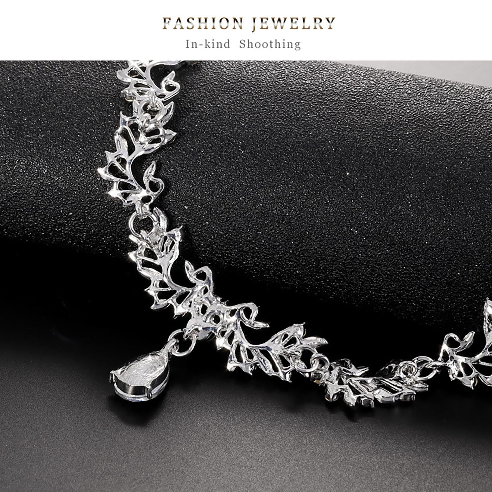 Dishowme Ensemble de collier et boucles d'oreilles de mariage avec strass en cristal pour femmes - Parure de bijoux pour mariée avec pierres