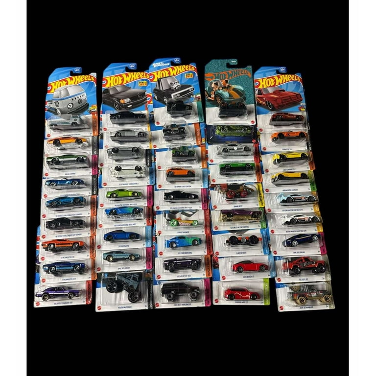 ミニカー Hot Wheels FURIOUS&FAST COLLECTION All Hot Wheels Fast & Furious Theme Assortment Racing Set of 10 HNR88