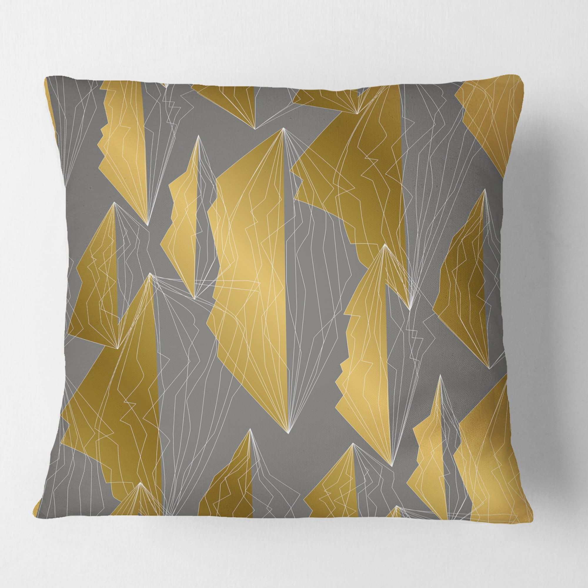 Designart Golden Polygon Pattern' Mid-Century Modern Throw Pillow - 16x16