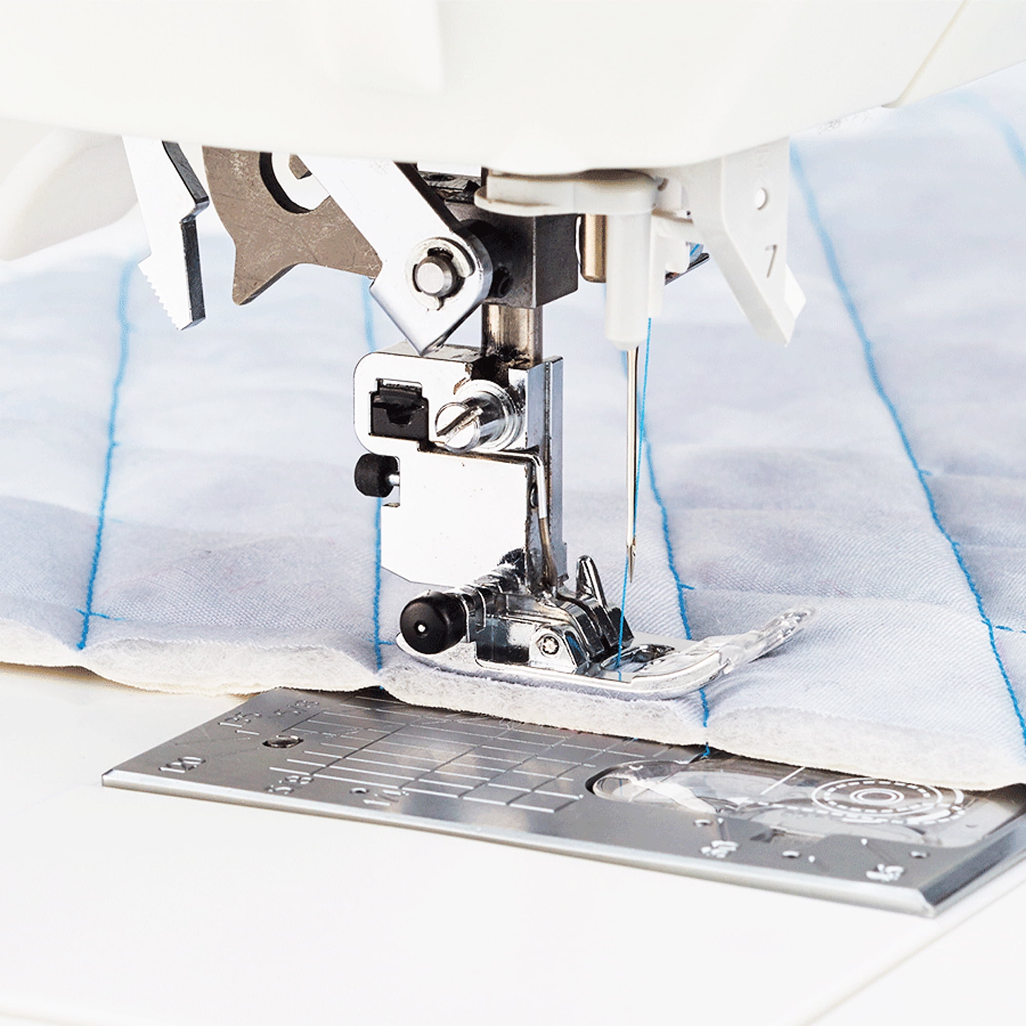 Juki Sayaka DX-3000QVP Quilt Virtuoso Pro Computerized Sewing& Quilting Machine