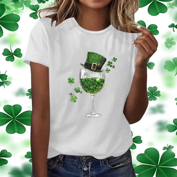 Xuyuer St. Patrick's Day Women Shamrock Clover Graphic Casual T-Shirt Short Sleeve Fashionable Tee Pullover Tops Shamrock Tee Round Neck T-Shirt Irish Tops