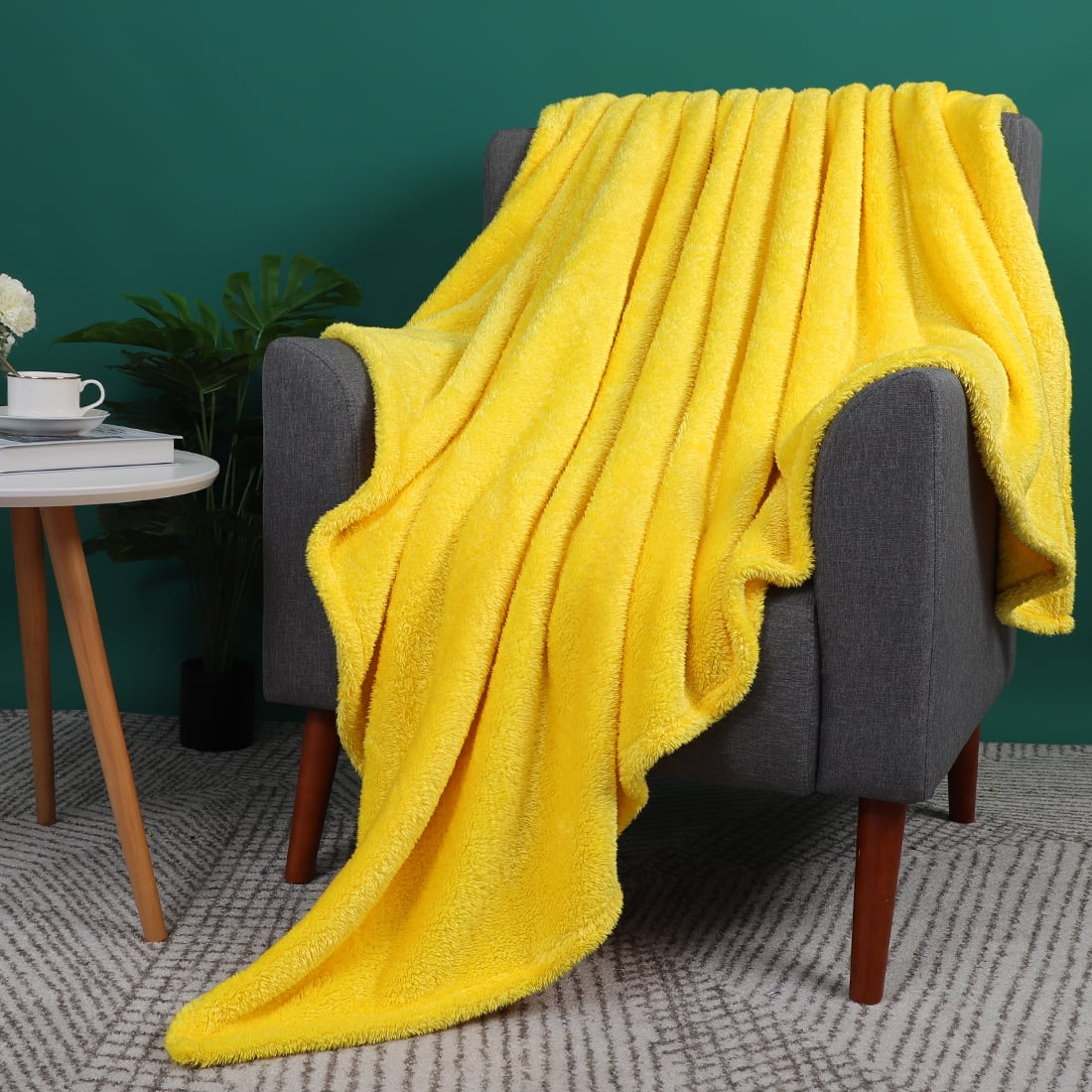 Sherpa Throw Blanket Soft Fluffy Warm Fleece Lightweight Plush Blanket