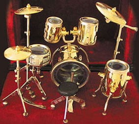 dollhouse drum set
