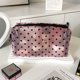 thumbnail image 1 of Bolsa de maquillaje de malla con forma de corazón para niñas, portátil, de gran capacidad, transpirable, para guardar pintalabios, 1 of 6